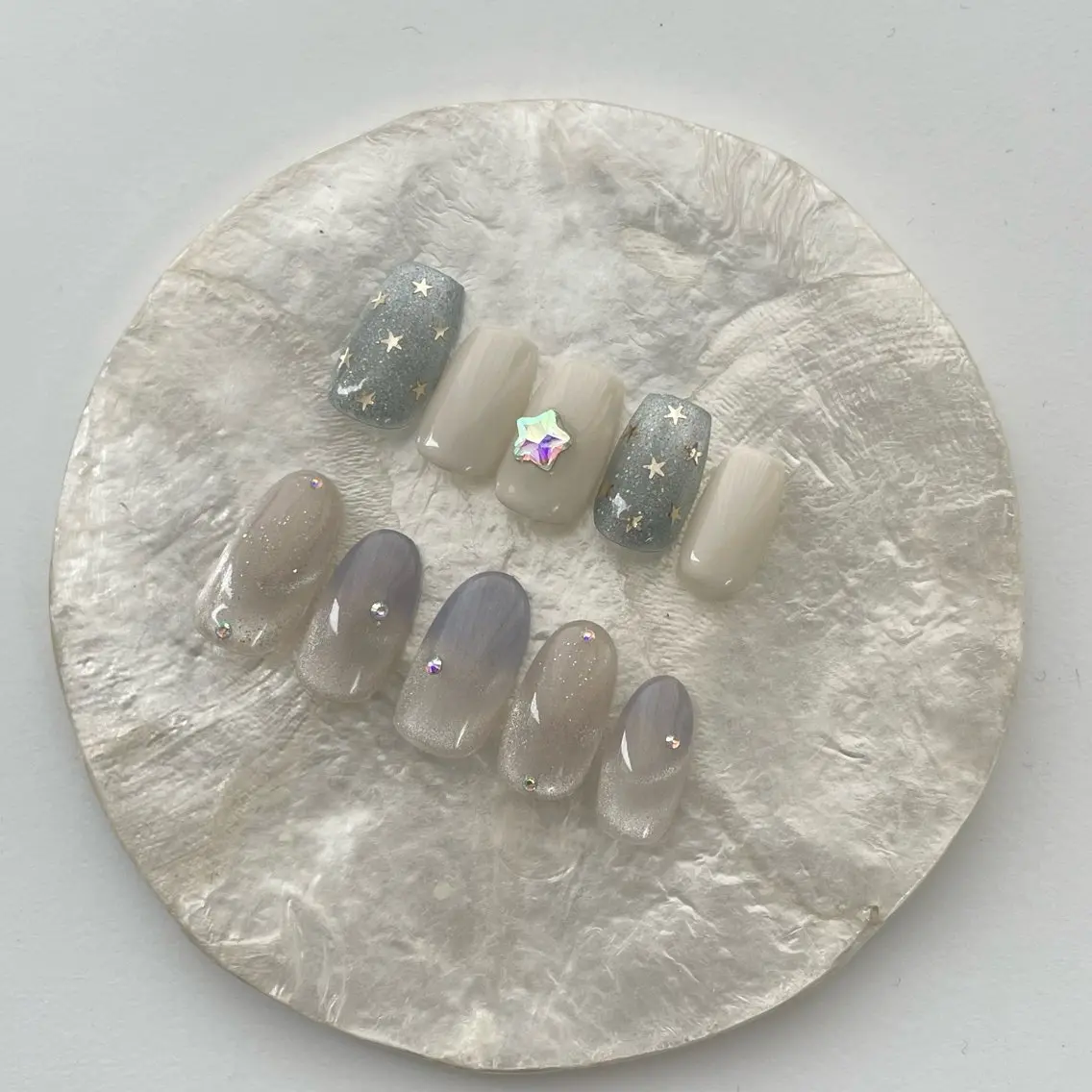 ネイル フレンチネイル キラキラネイル マグネットネイル マグネットフレンチ ハンドネイル emu nail Rukaのネイルデザイン
