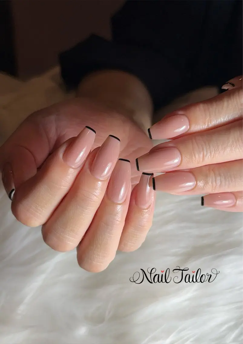 ネイル ロングネイル オフィスネイル ワンカラーネイル ピンク シンプルネイル ハンドネイル NailTailor ネイルテイラーのネイルデザイン