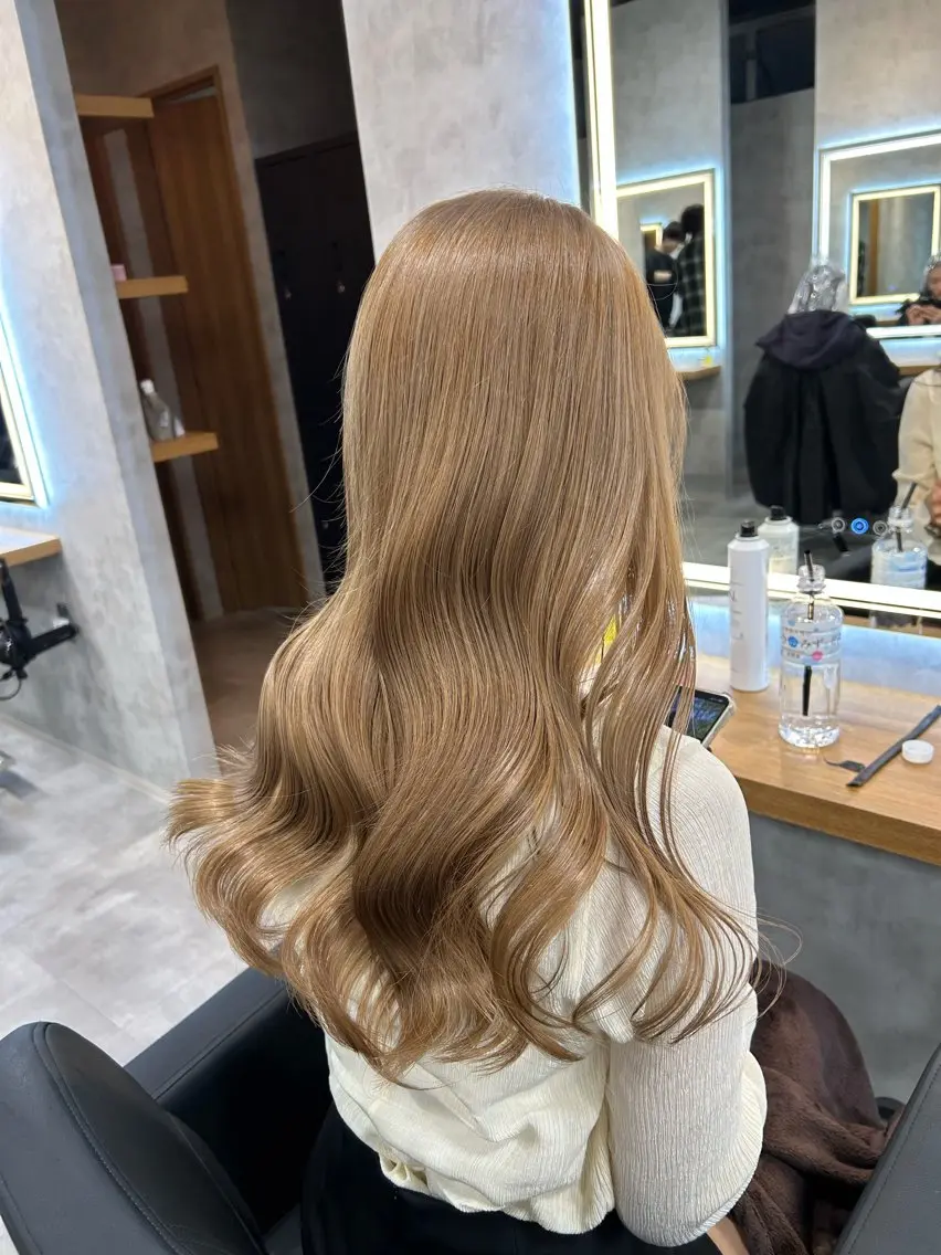 セミロング ヘアカラー 🇰🇷韓国ヘア特化 ヒロキ🇰🇷のヘアスタイル