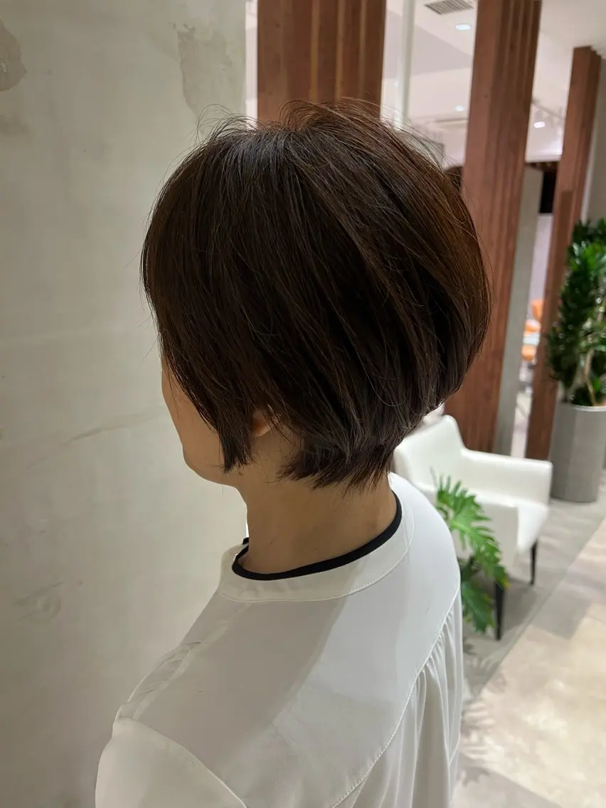 ショート 村中 逸紀のヘアスタイル