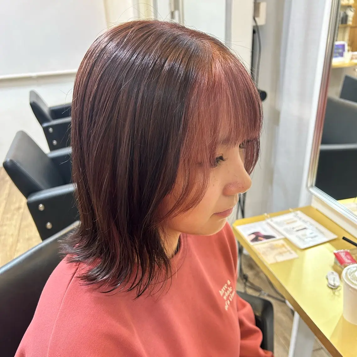 ミディアム カラー ミストバング ベージュカラー ブリーチ ブラウンカラー 透明感カラー ブリーチなしベージュ /ヘアセット/ミユのヘアスタイル
