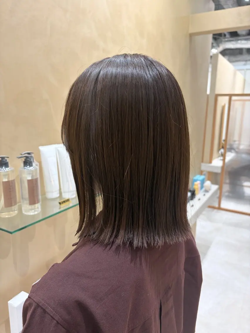 ミディアム アッシュ アッシュブラウン カット ヘアカラー トリートメント 🫧艶髪ボブ🫧 チカのヘアスタイル