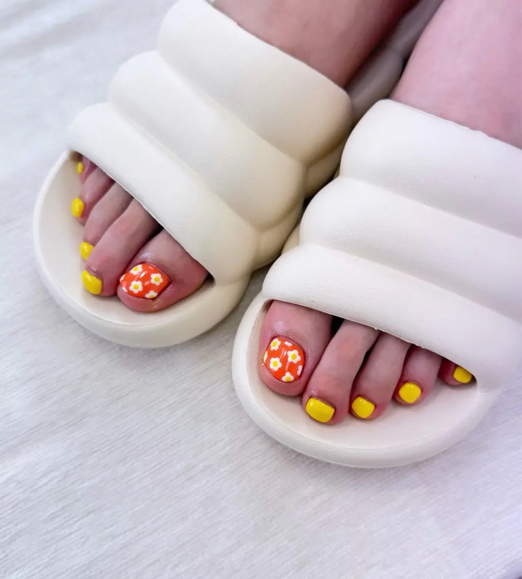 ネイル フットネイル from R room_nailのネイルデザイン