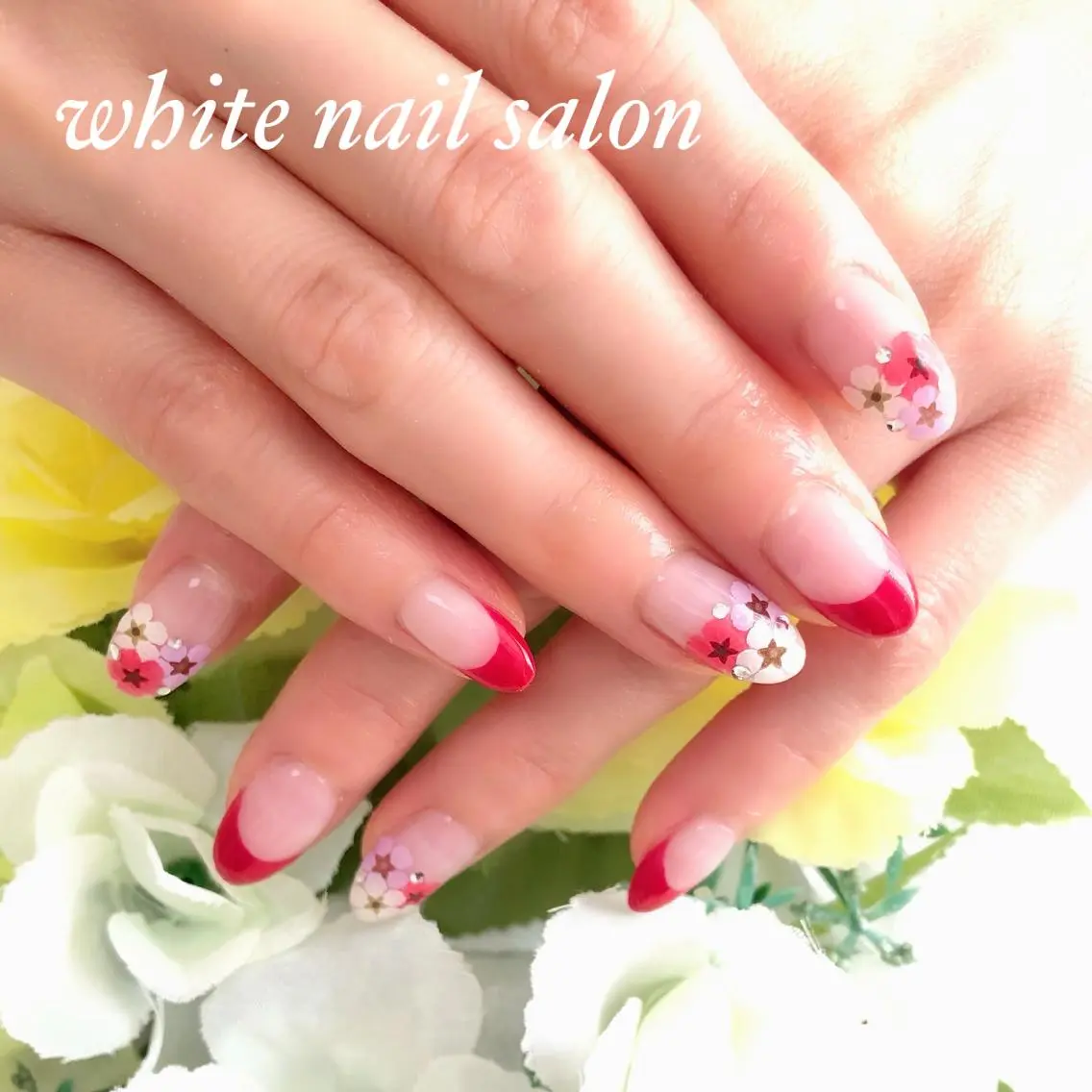 ネイル ジェルネイル ハードジェル 持ち込み ソフトジェル ハンドネイル white nail salonのネイルデザイン