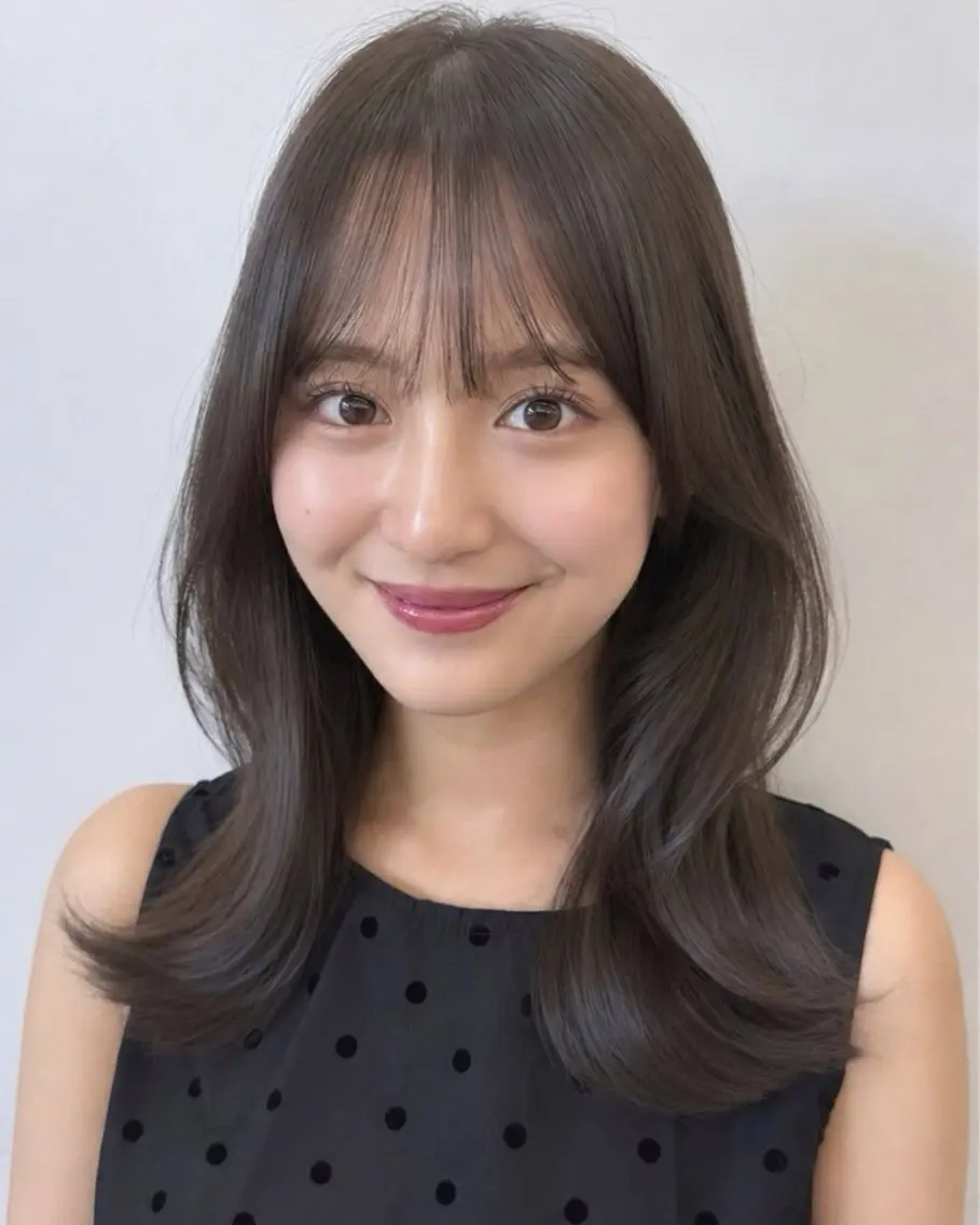 ミディアム カラー ブラウンカラー ココアブラウン くびれヘア レイヤーカット カット ヘアカラー トリートメント レイヤー🩰髪質改善 /透明感/kanaのヘアスタイル
