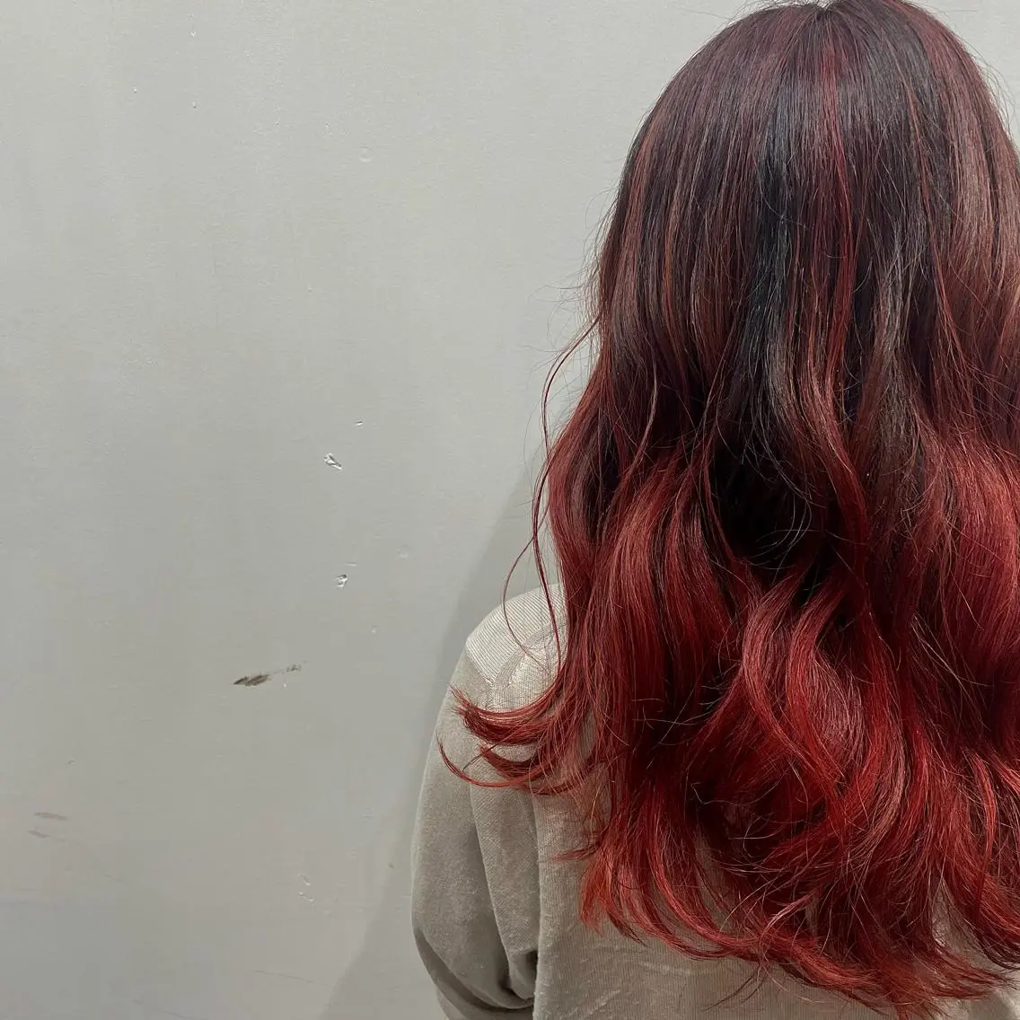 ロング Lilly リリィのヘアスタイル