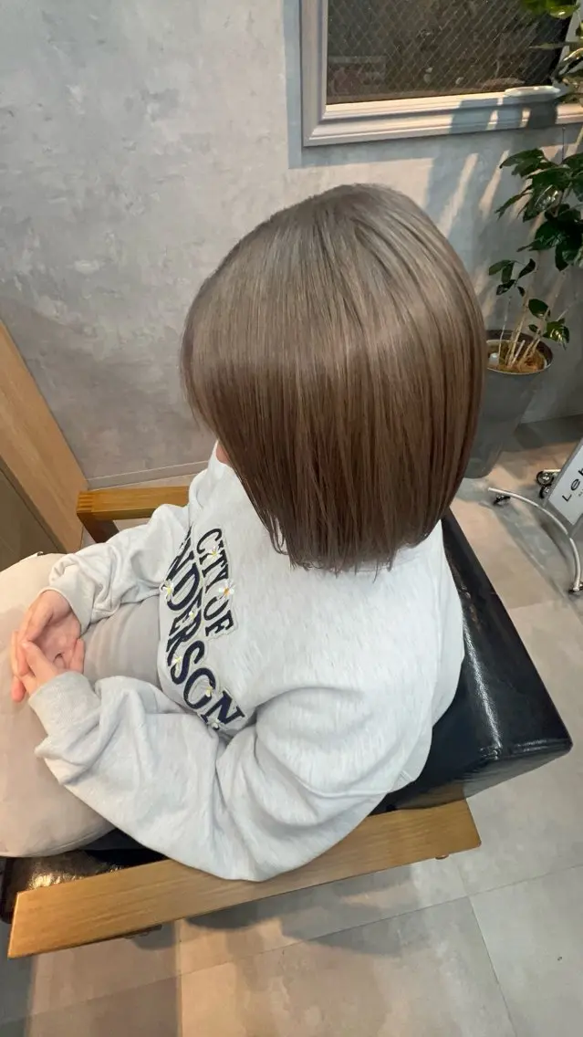 ミディアム motoトップカラー リスト/ブリーチカラのヘアスタイル