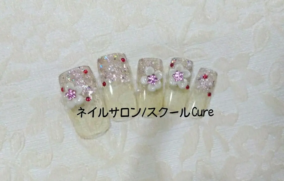 ネイル ジェルネイル ハンドネイル ネイルサロン Cureのネイルデザイン