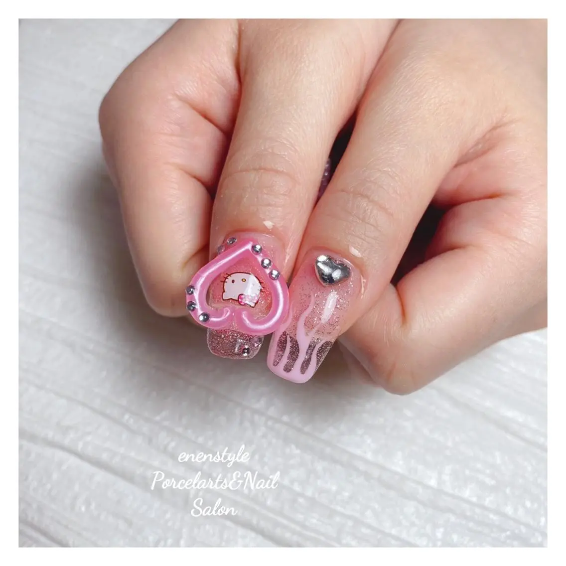 ミディアム ネイル 🐾enen style 🐾のネイルデザイン