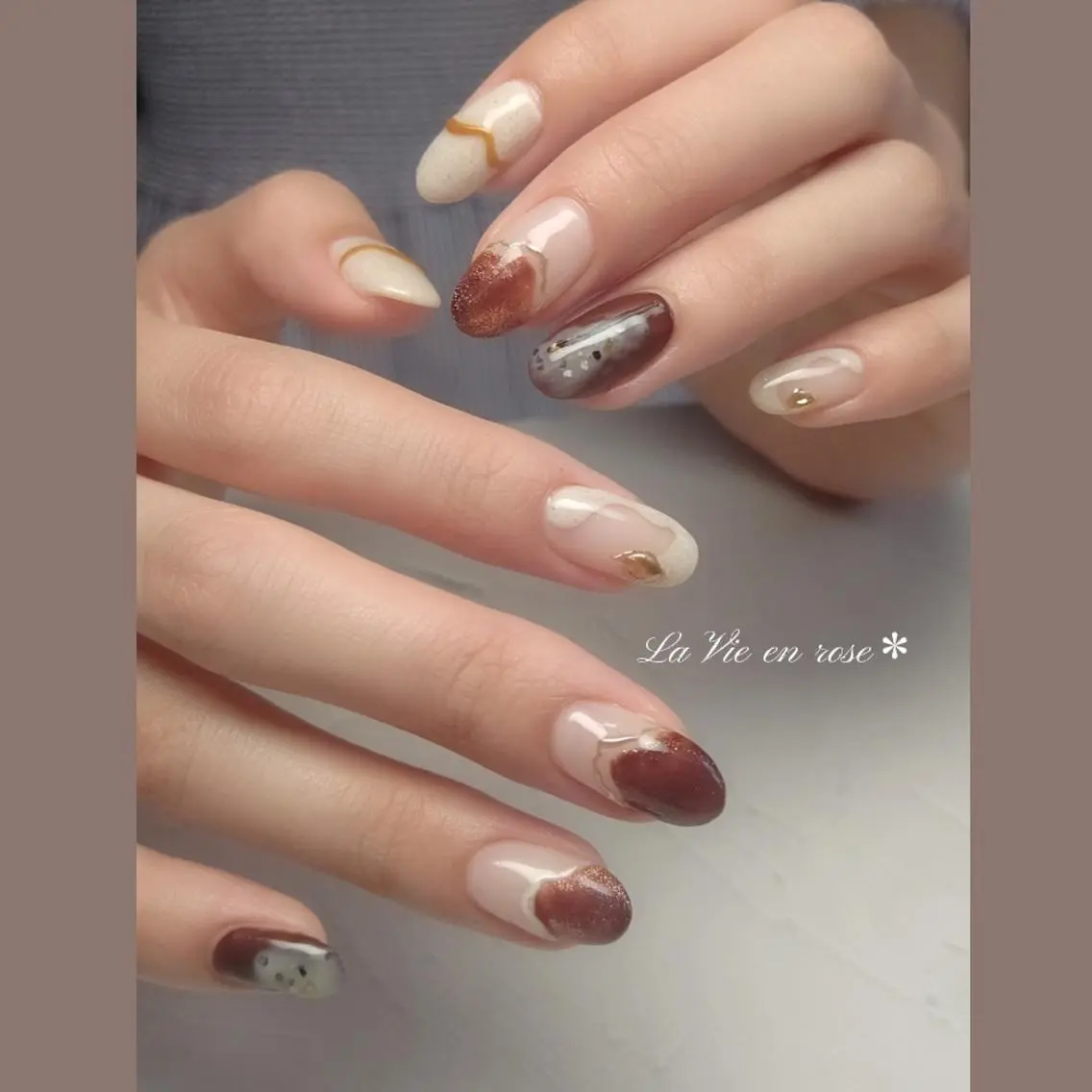 ネイル ニュアンスネイル ラヴィアン ローズのネイルデザイン