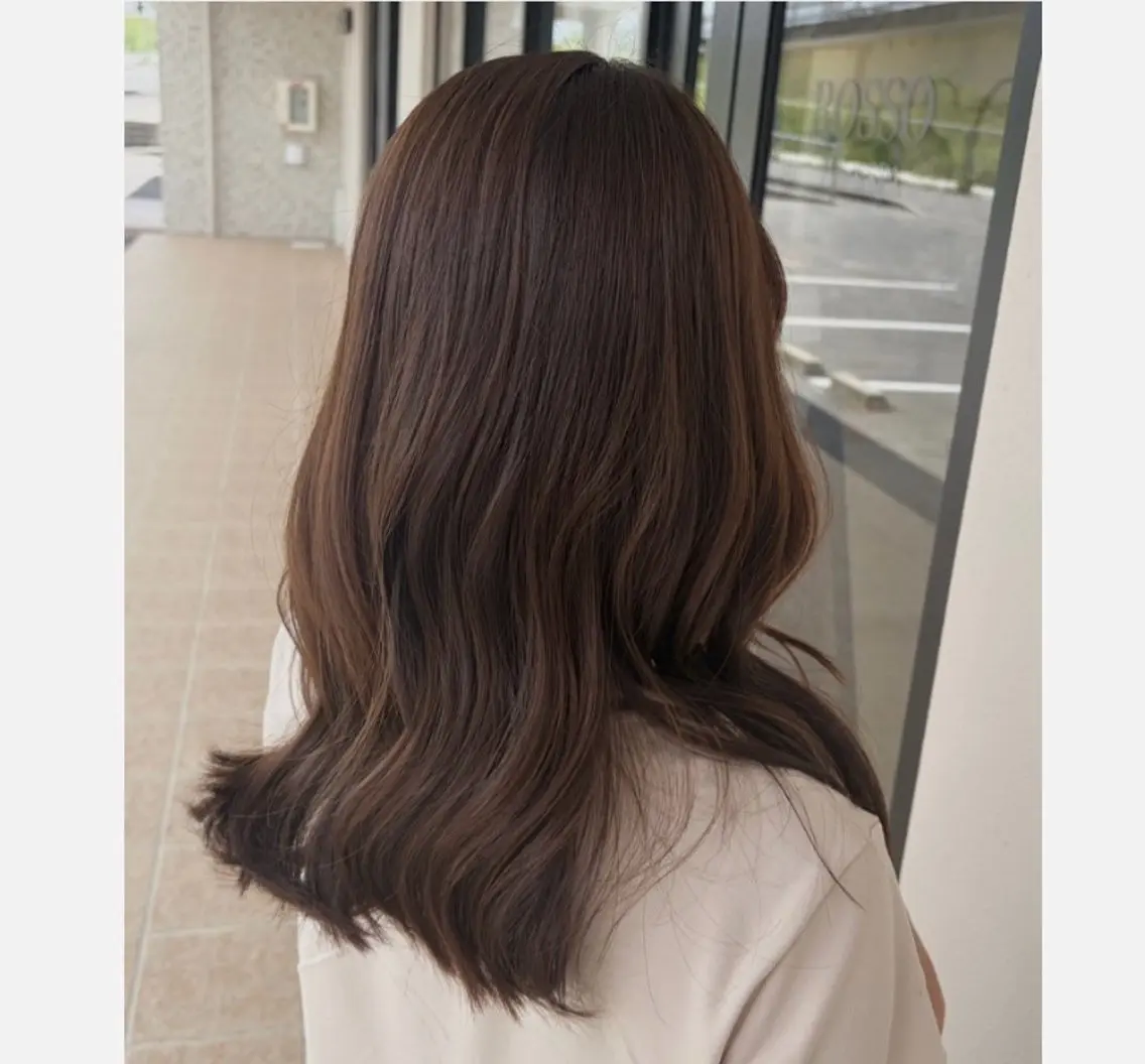 ミディアム カラー ブラウンカラー 透明感カラー モカブラウン ヘアカラー トリートメント あずま りじゅ ✶ /ROSSO うるまのヘアスタイル