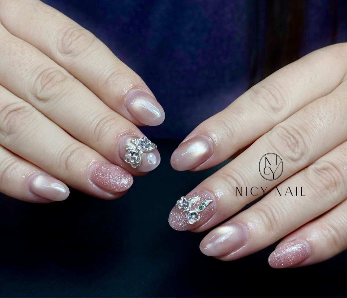 ネイル アートネイル オーロラネイル ブルー チークネイル フットネイル ハンドネイル Rika_ Nicy Nailのネイルデザイン
