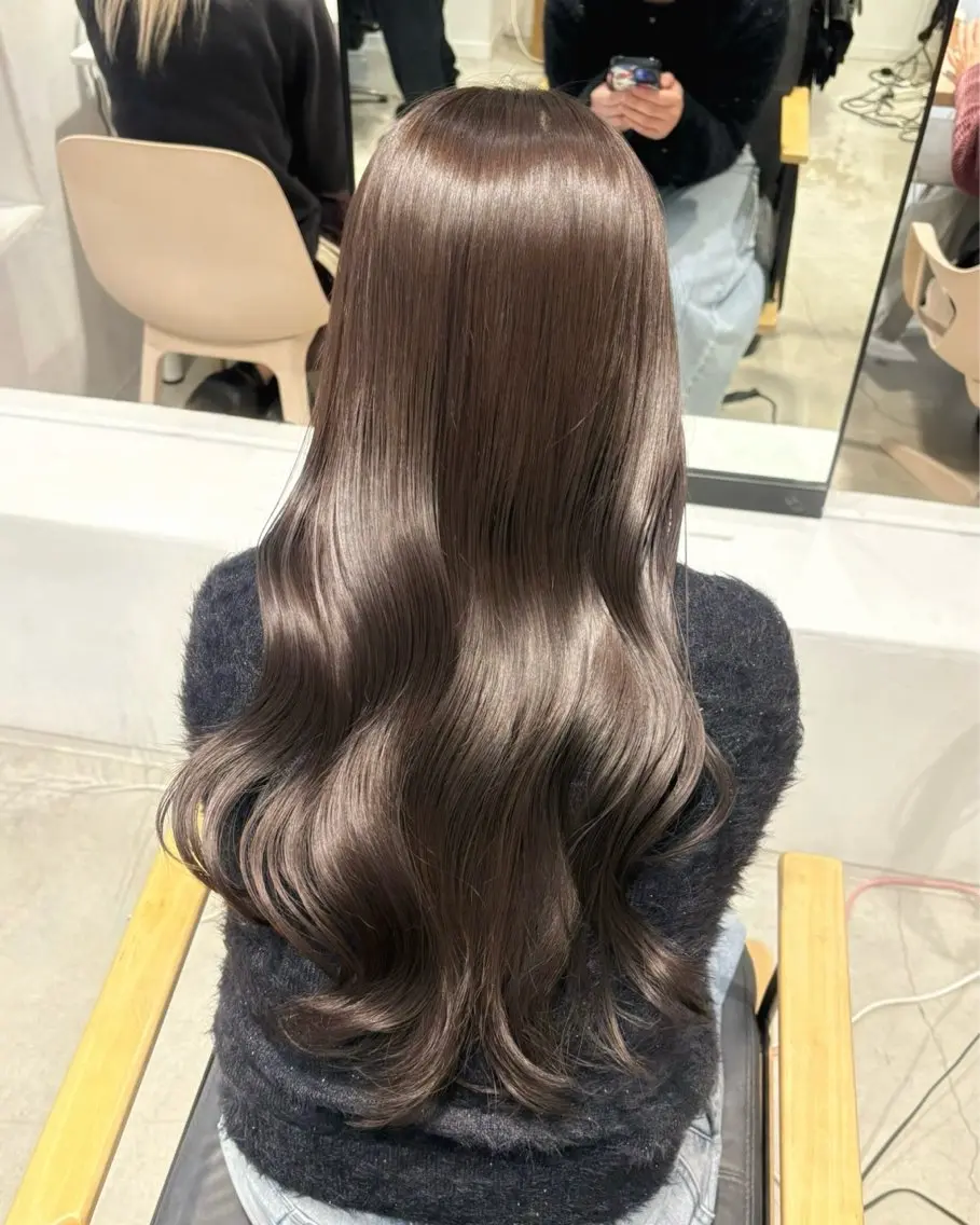 ロング カラー ヘアカラー 木谷 彩音のヘアスタイル