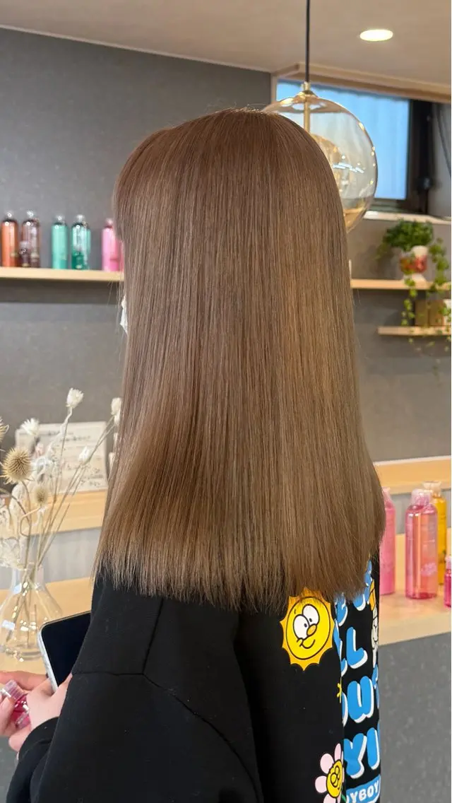 ロング カラー ブリーチ nito misakiのヘアスタイル