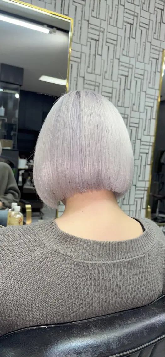 ショート ボブ くせ毛 飯富 信二のヘアスタイル