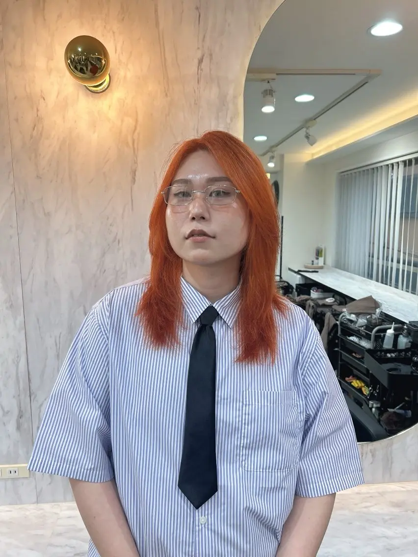 ミディアム ヘアカラー 副島 響のヘアスタイル