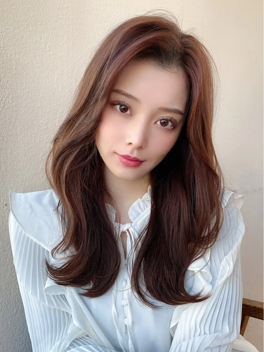 ロング カラー ベージュカラー ブラウンカラー グレージュ 韓国風ヘア レイヤーカット カット ヘアカラー トリートメント 山﨑 翼のヘアスタイル