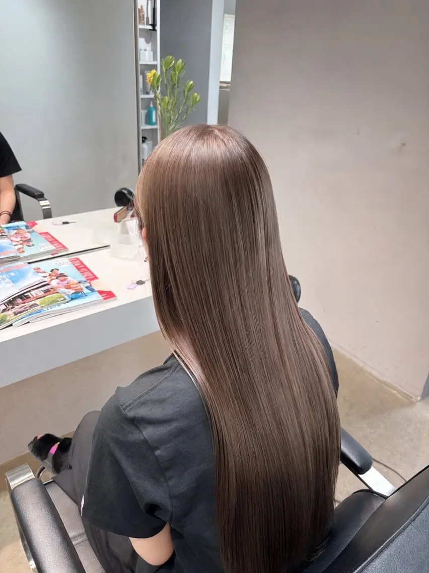 ロング カラー ベージュカラー ヘアカラー トリートメント ྀི akane   ྀིのヘアスタイル