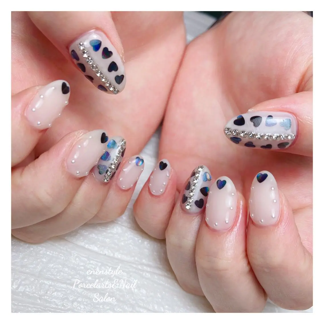 ミディアム ネイル 🐾enen style 🐾のネイルデザイン