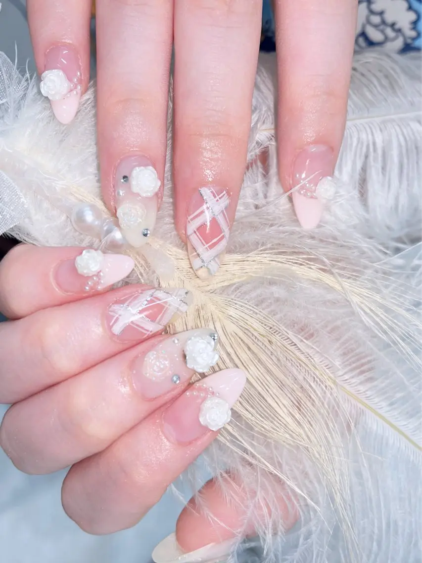 ネイル Glow Nail スカルプ専門店のネイルデザイン