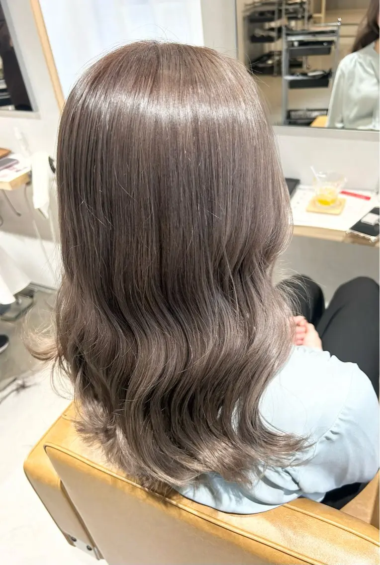 ロング ヘアカラー トリートメント 艶髪/韓国風🤍🖤 小林実央のヘアスタイル