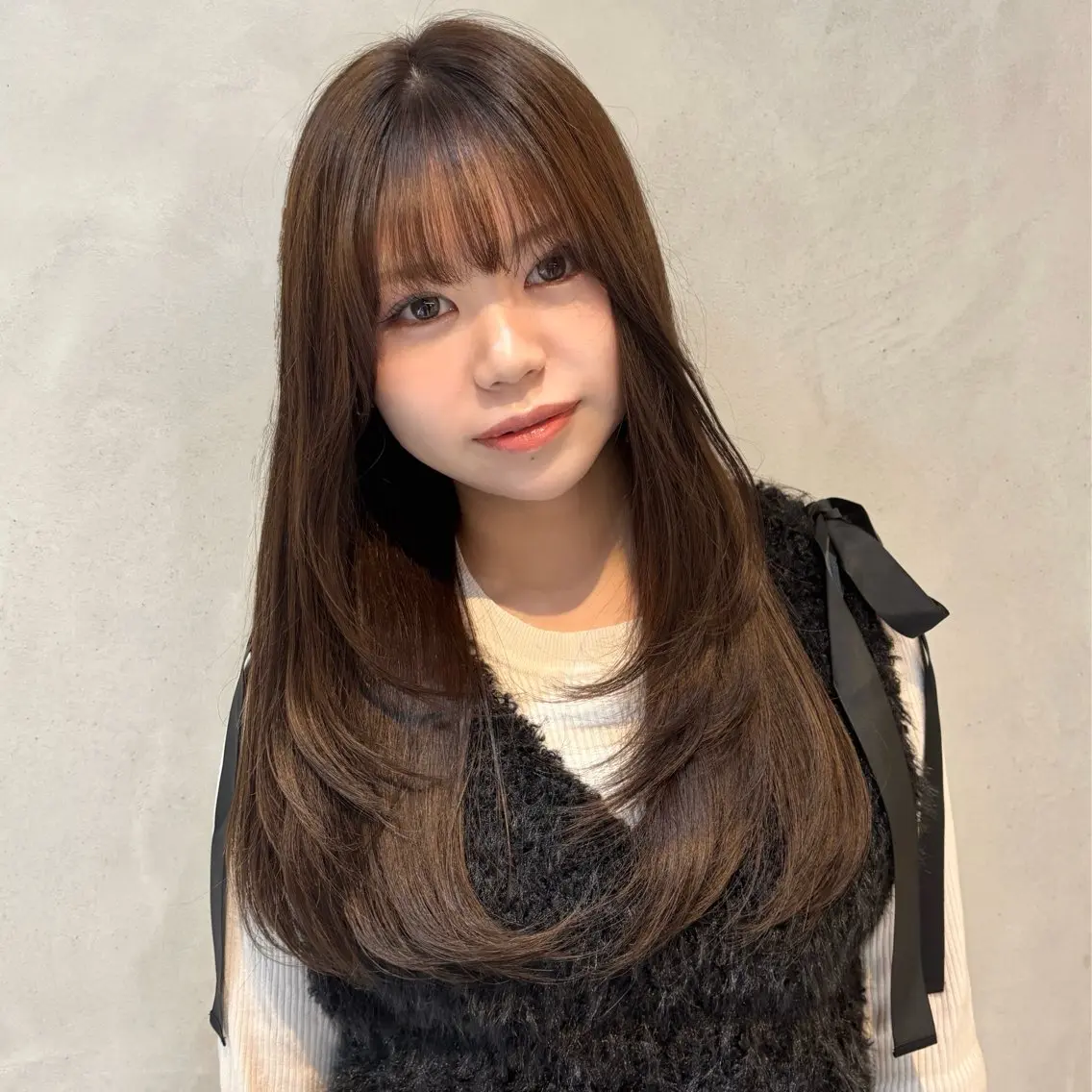 ロング カラー レイヤーカット カット ヘアカラー three. 中之島のヘアスタイル