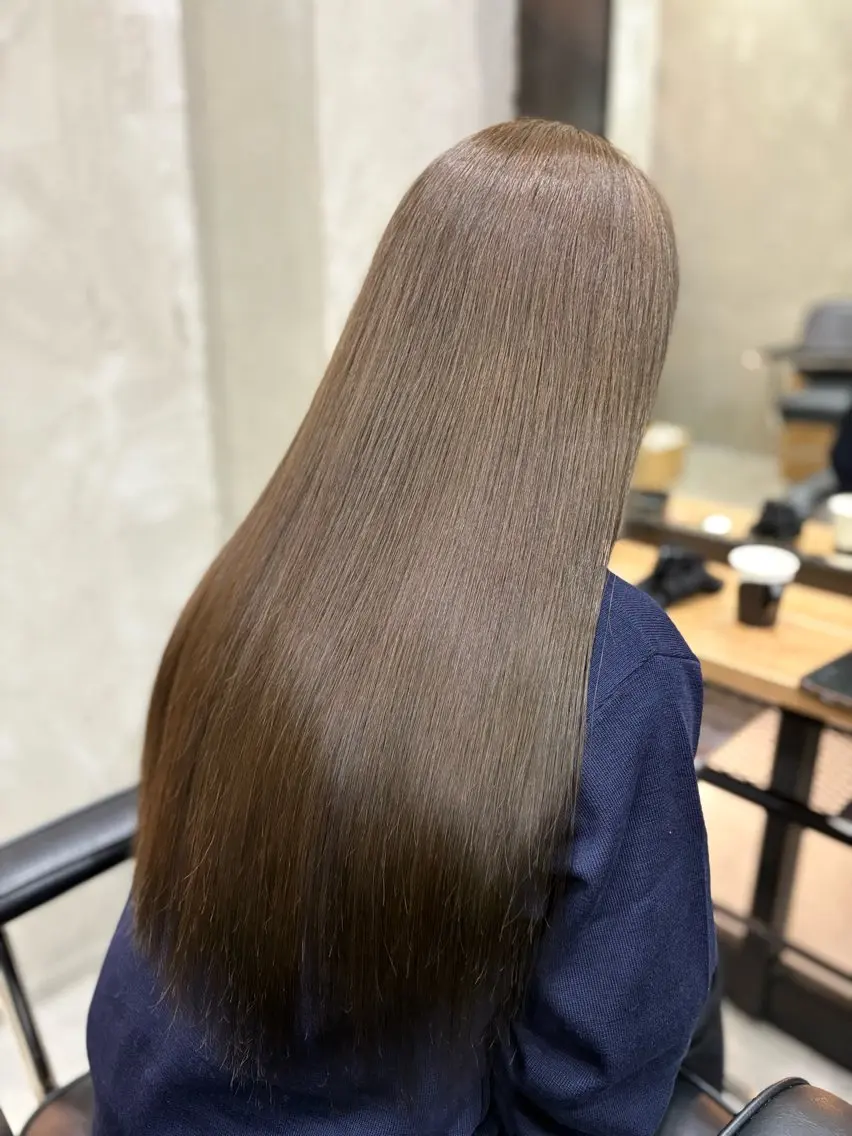 カラー ベージュカラー オリーブベージュ かわうち れなのヘアスタイル