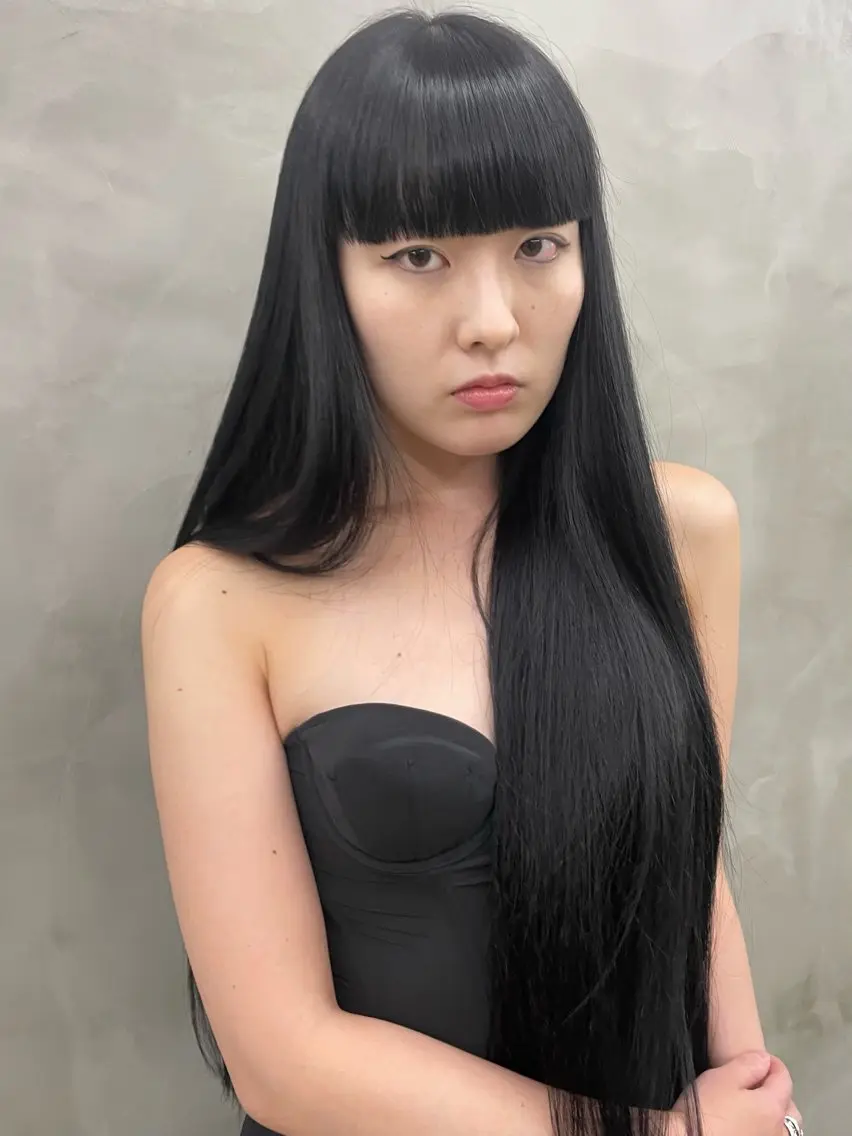 ロング ハイライト 髪質改善 レイヤーカット ロング トリートメント ヘアカラー レディースメイン✨ urara渋谷のヘアスタイル