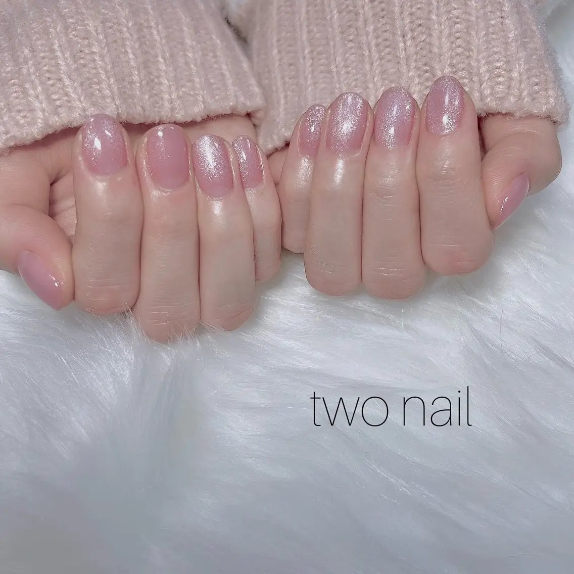 ネイル キラキラネイル マグネットネイル ネイルチップ ホワイト ハンドネイル two nailのネイルデザイン
