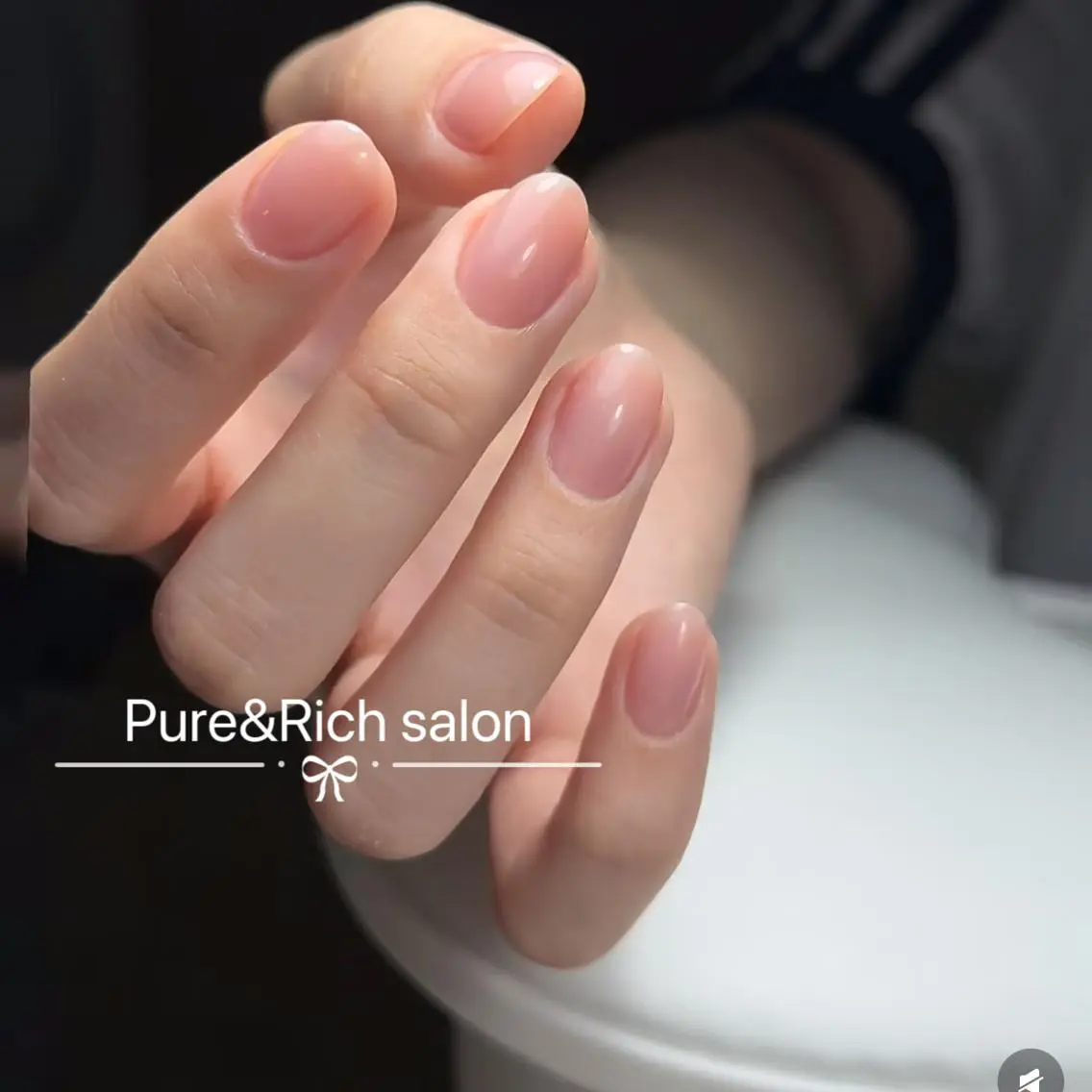 ネイル ハンドネイル 🎀 Ayaka_nailのネイルデザイン