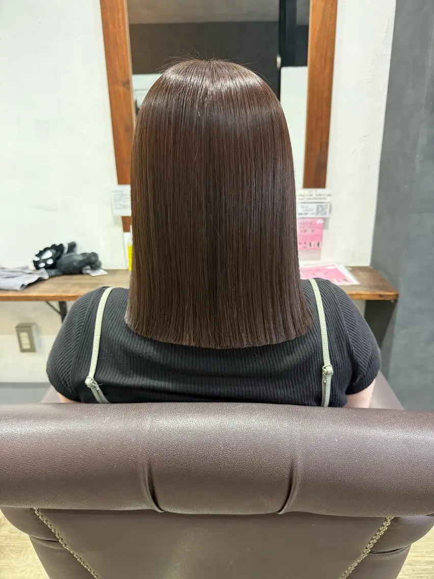 ミディアム ヘアカラー 井手 梨乃のヘアスタイル
