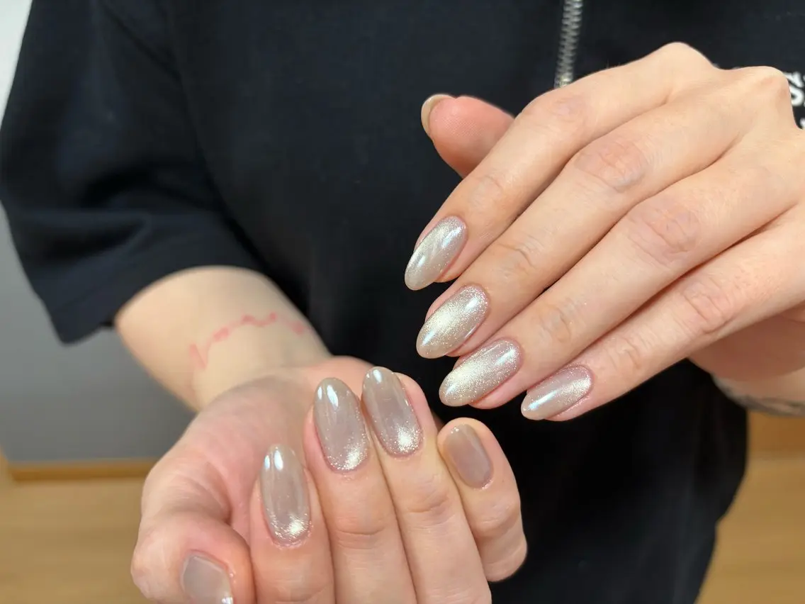 【HAND】⭐️プルプルマグネット or フラッシュネイル🧡ケア込みオフなしの写真