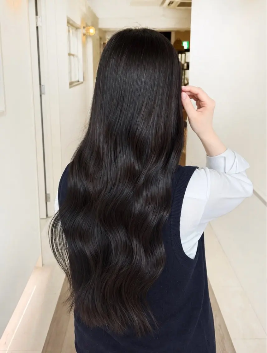 ミディアム ヘアカラー 大塚 美侑のヘアスタイル