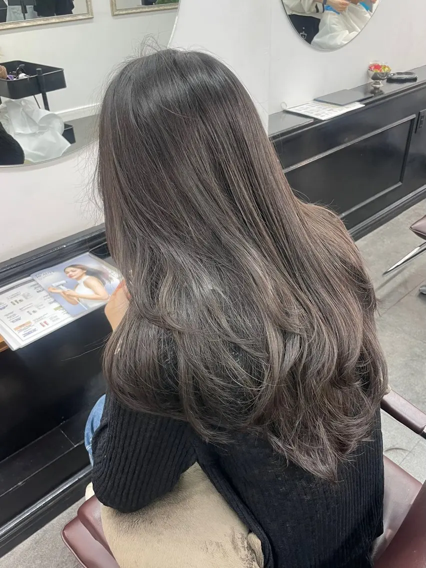 ロング カラー カット ヘアカラー トリートメント 野町好花 レイヤー/髪質改善のヘアスタイル