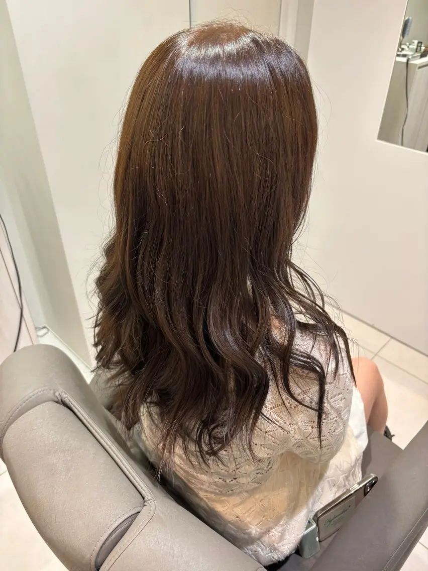 カラー ヘアカラー 白石 歩真のヘアスタイル