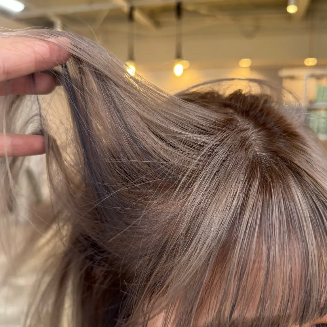 ミディアム カラー デザインカラー fand / HINAのヘアスタイル