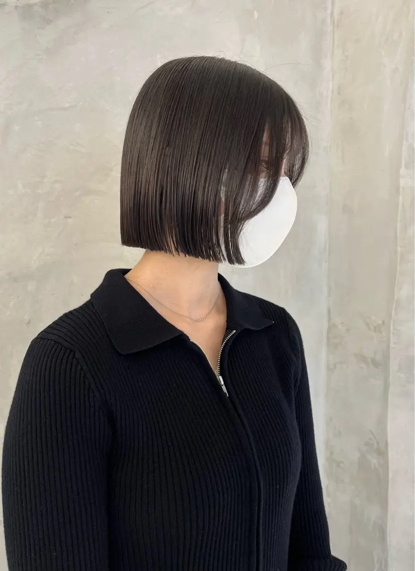 ミディアム 切りっぱなしボブ ボブ カット 切りっぱなしボブ/ 艶カラー/綾莉のヘアスタイル