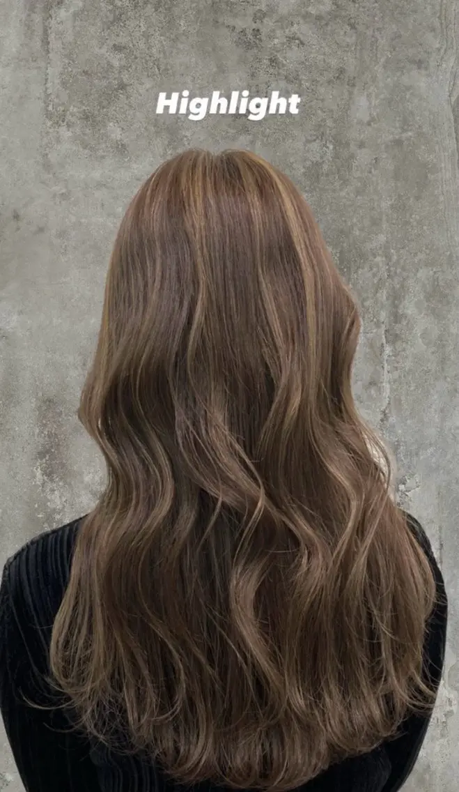 ロング カラー JUURI- Shionのヘアスタイル