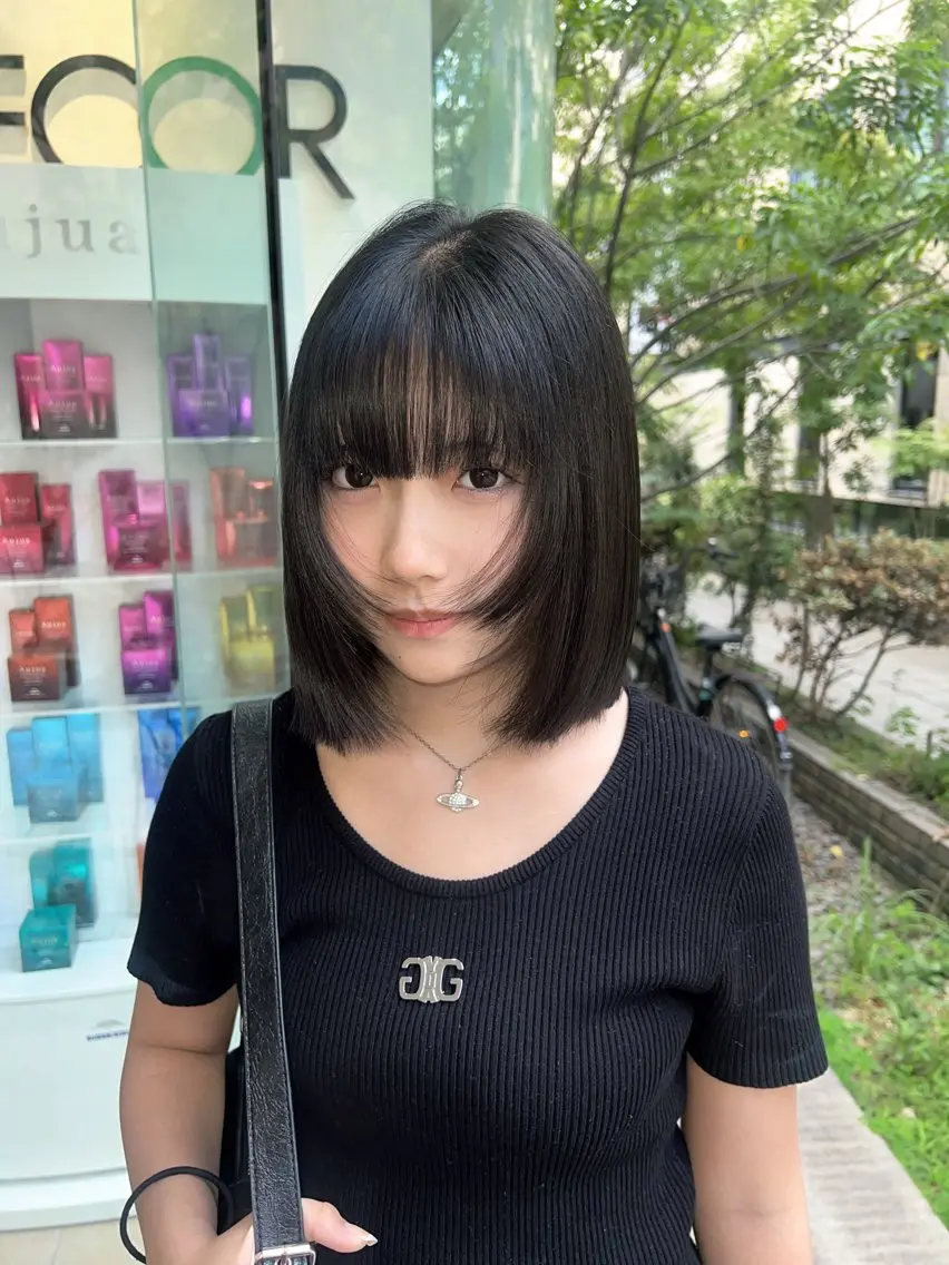 ミディアム 顔周りカット レイヤーカット Ⓜ️irai ✮のヘアスタイル