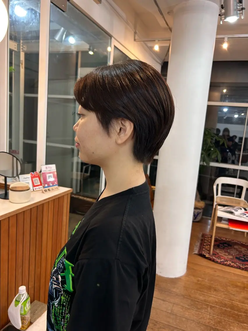 ショート かがやしづ ⭐️ベージュのヘアスタイル