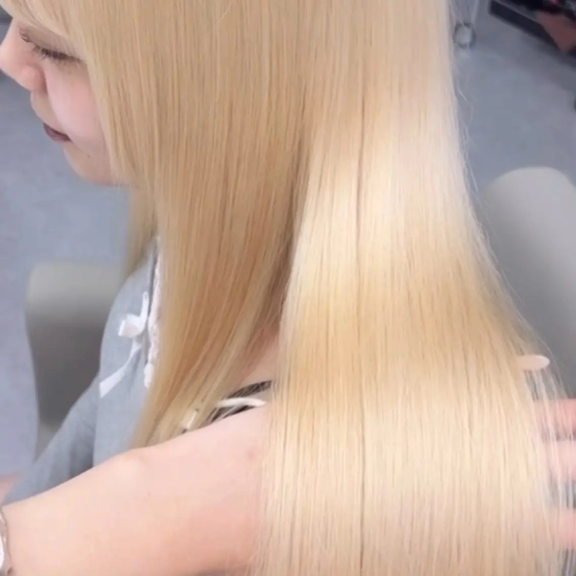 ロング カラー ♡chika /ハイトーン/渋谷♡のヘアスタイル