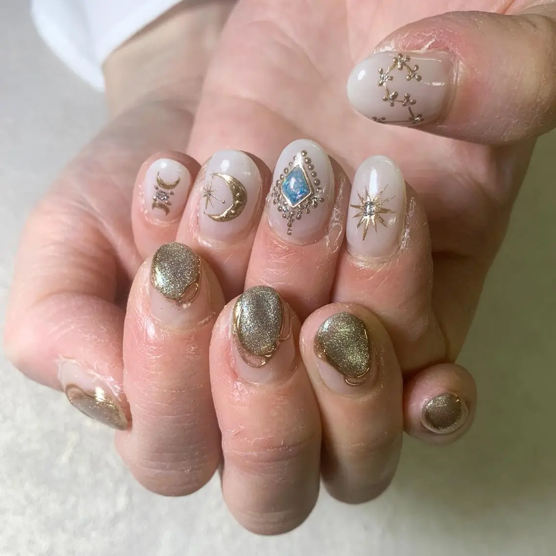 ネイル ハンドネイル FIORITURA aiのネイルデザイン
