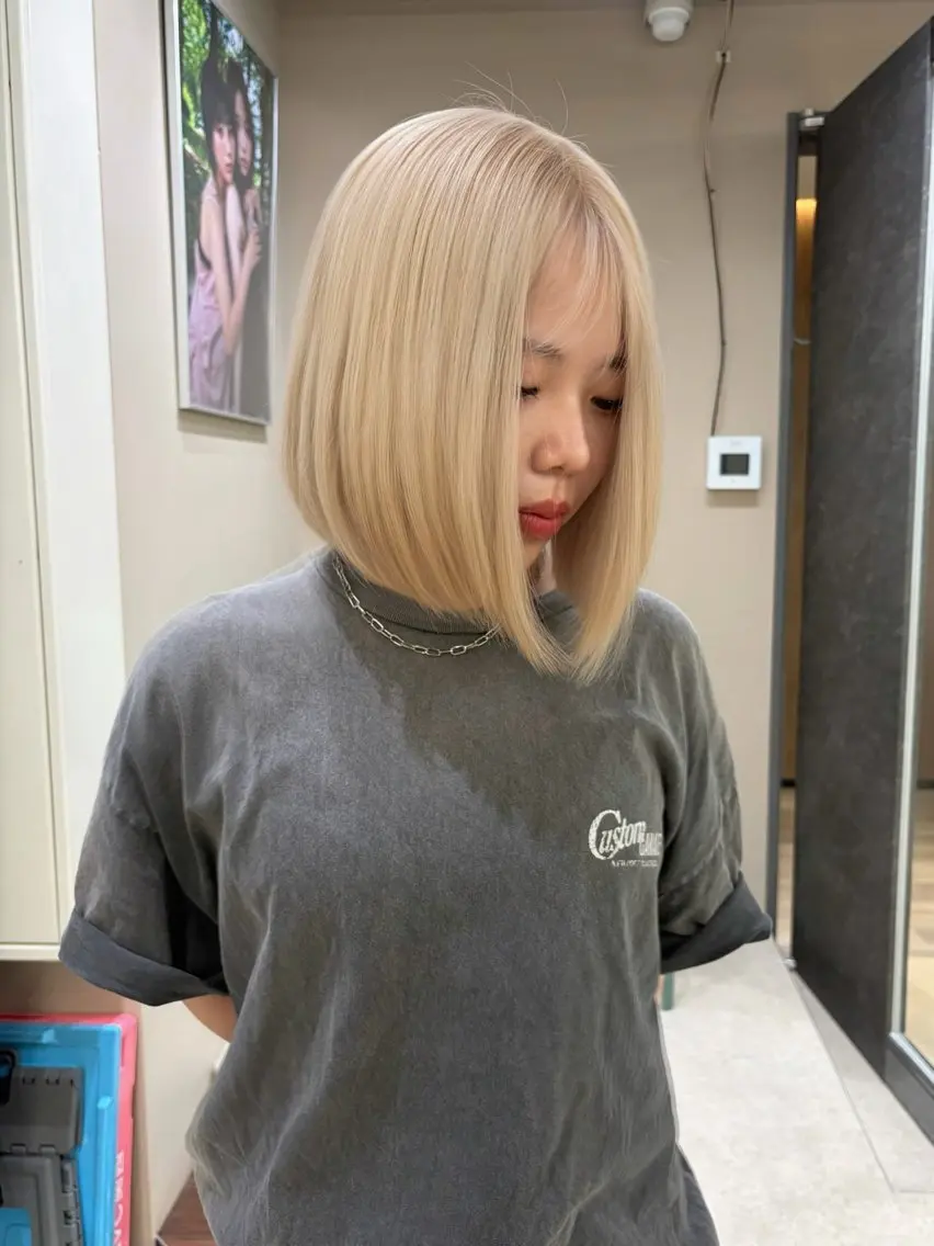 ショート ヘアカラー 💛ブリーチカラー /ブリーチ縮毛💛のヘアスタイル