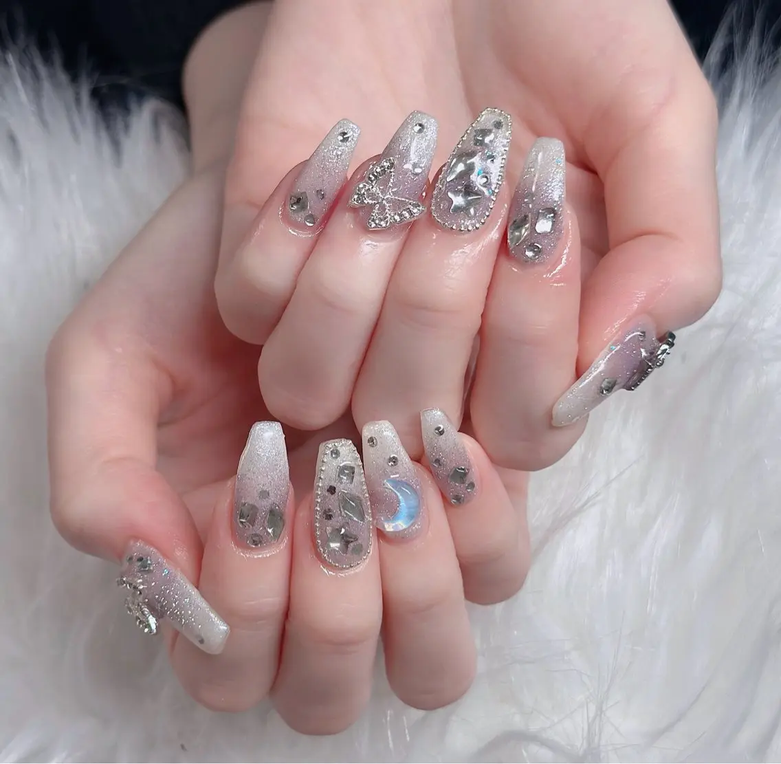 ネイル フレンチネイル ジェルネイル ガラスフレンチ ハロウィン ハート H.baby Nail Salonのネイルデザイン