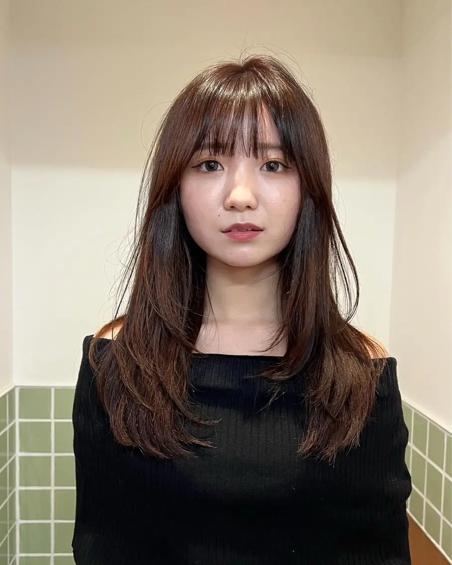 セミロング カット センターパート/ レイヤー/ayuのヘアスタイル