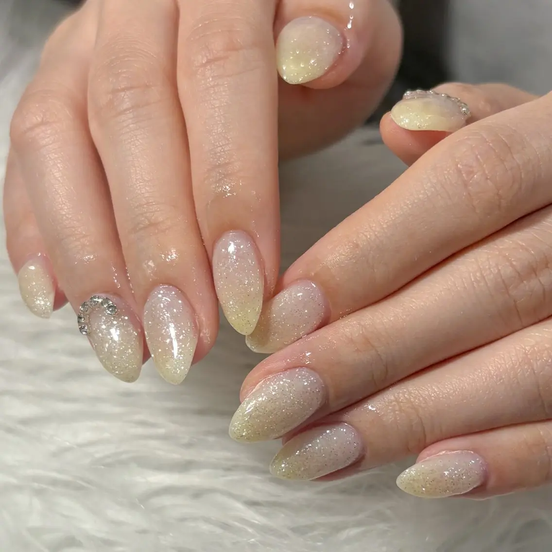 ネイル ハンドネイル LAVISH manaのネイルデザイン