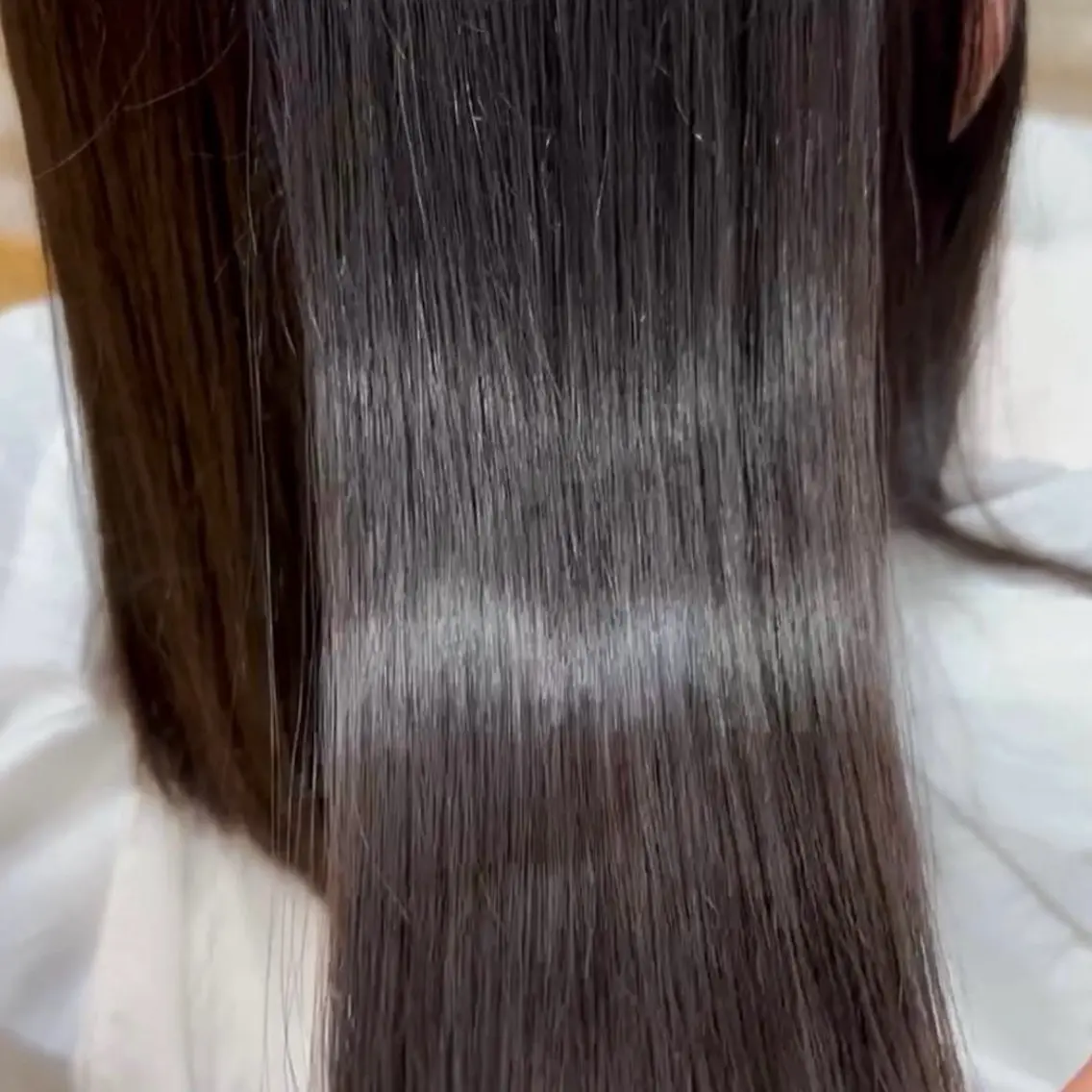 セミロング カラー 髪質改善 KON|ごまかさない 艶。酸熱×精密カットのヘアスタイル