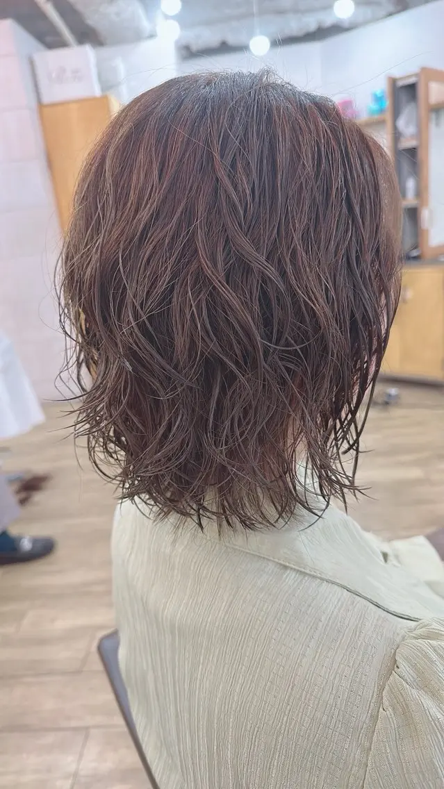 ミディアム ミディアムパーマ レイヤーカット カット ヘアカラー 🎀ITSUKI暖色 カラー/レイヤー🎀のヘアスタイル