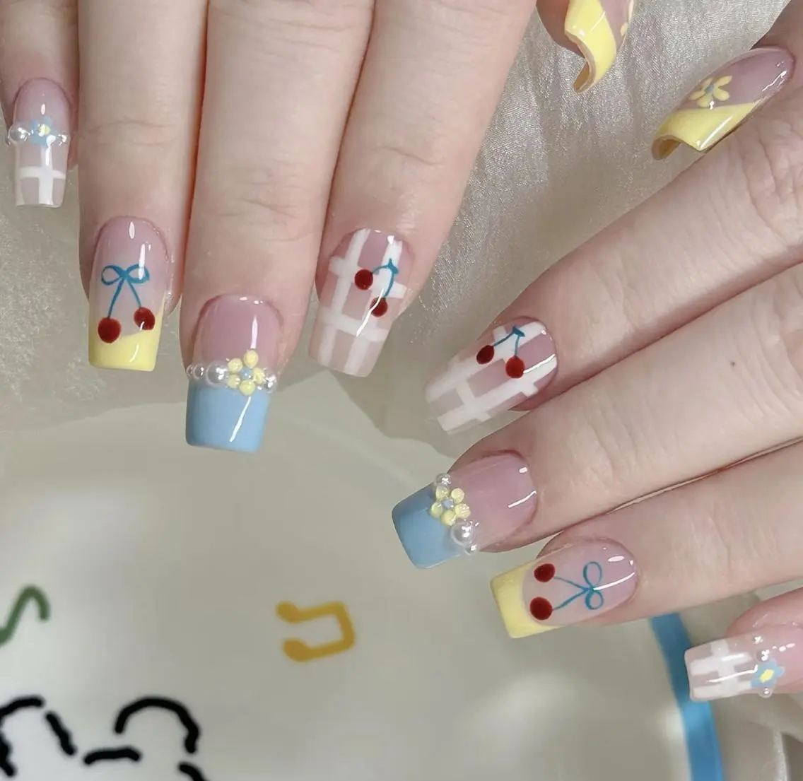 ネイル ハンドネイル 🎀 NaNa_nailのネイルデザイン