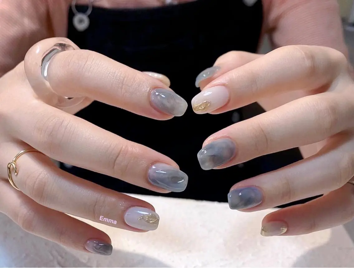 ネイル ニュアンスネイル ISA_ BELLAのネイルデザイン